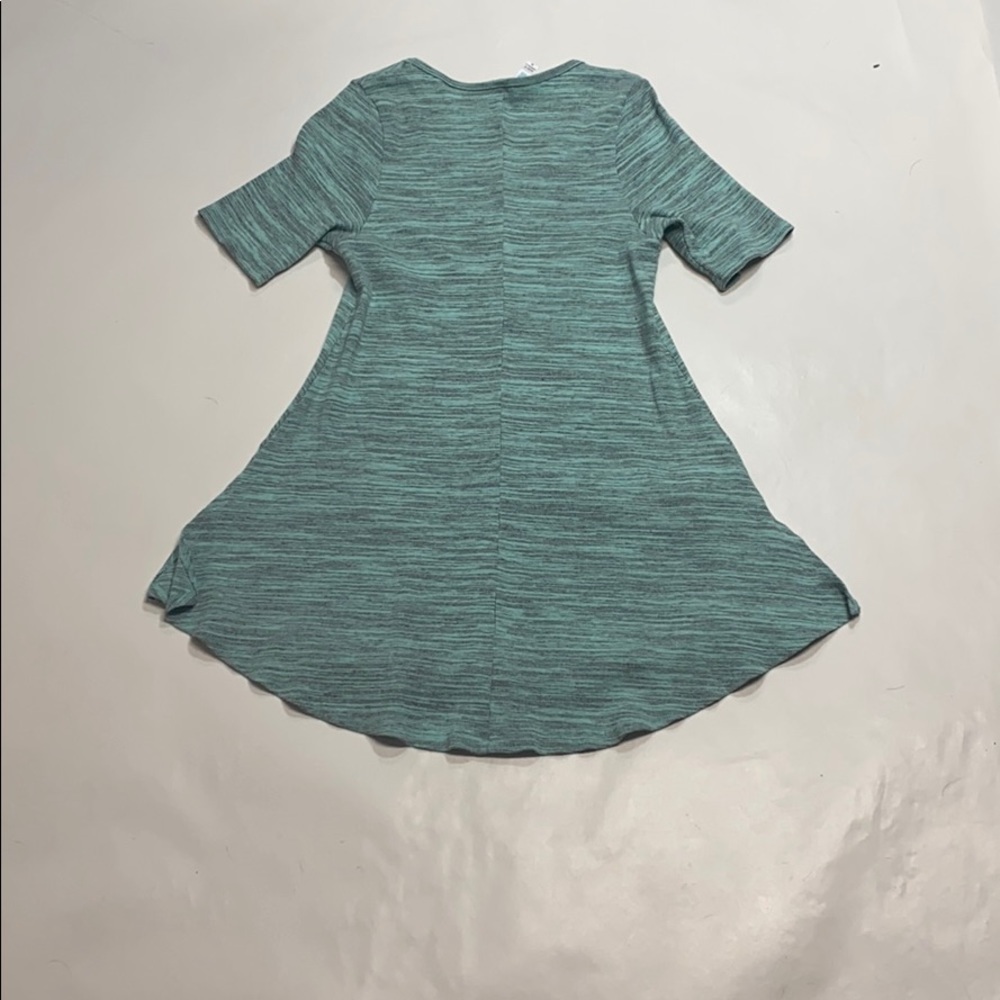 Lula Roe Top Size M - Picture 3 of 5
